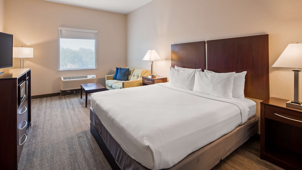 Room, Multiple Beds, Non Smoking, Refrigerator - Photo 4