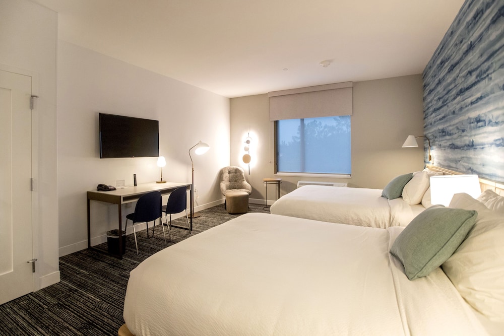 Studio, 2 Queen Beds (Hearing Accessible) photo 1