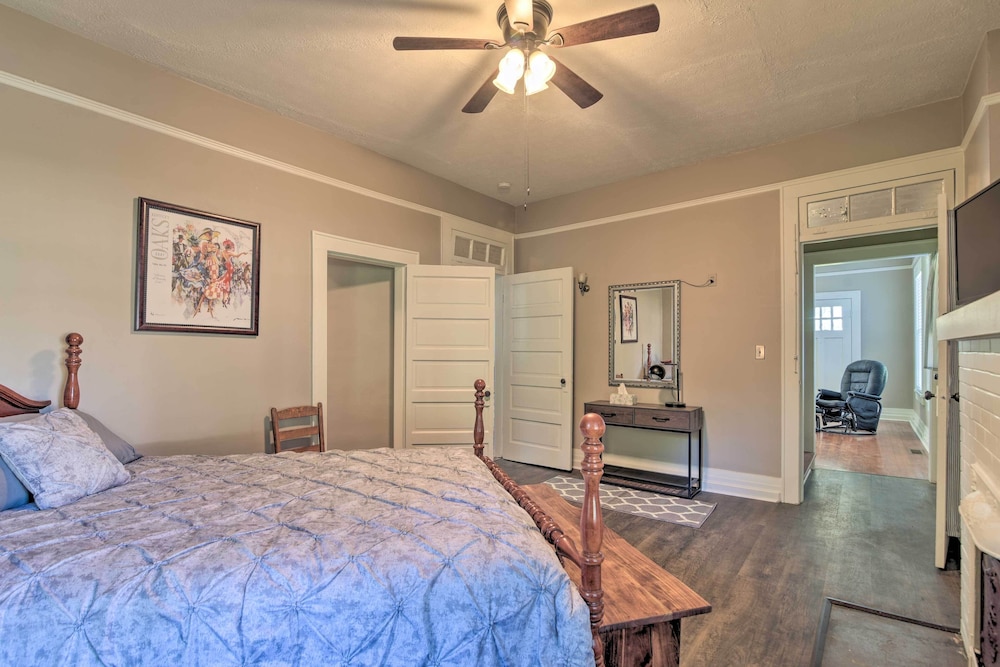 House (4 Bedrooms) photo 2