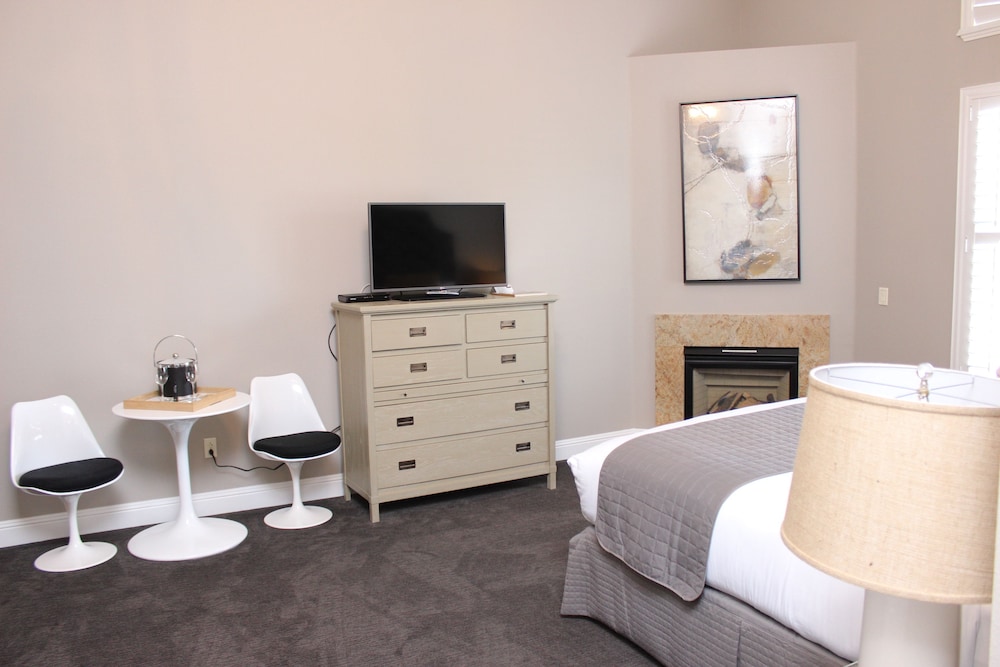 Luxury Suite, 1 King Bed photo 3