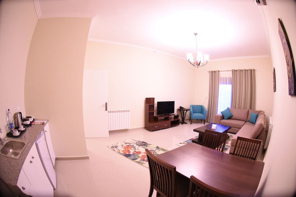 Suite (Coast View) photo 2