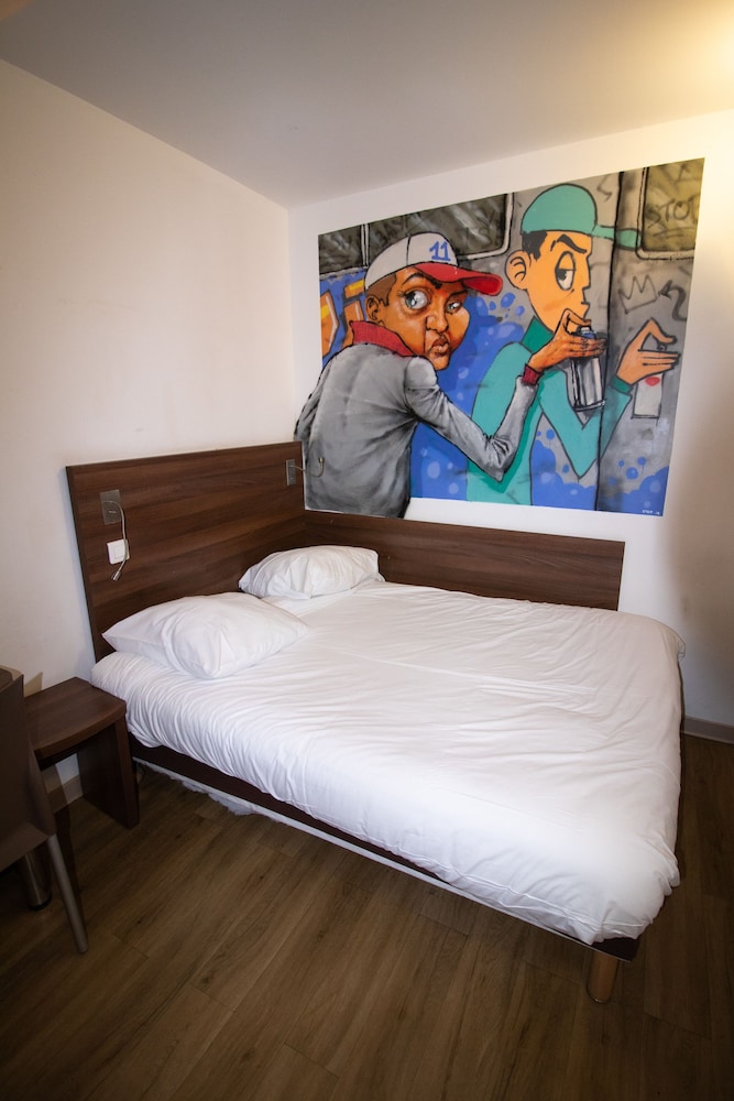 Economy Double Room photo 2