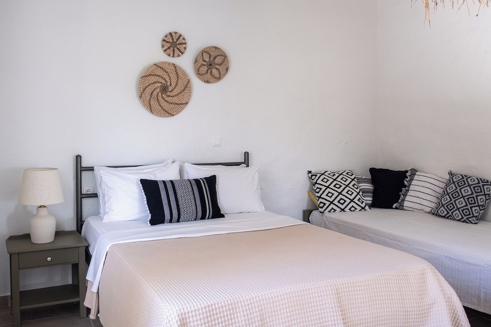 House, 1 Bedroom (3)
