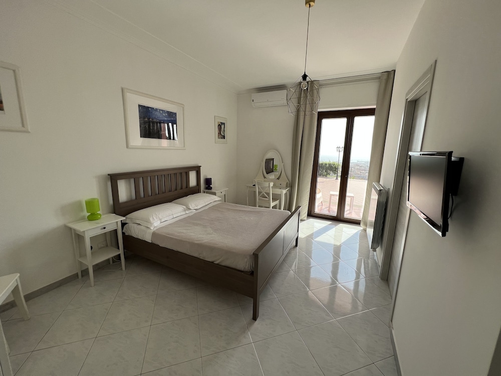 Superior Double Room, Pool View