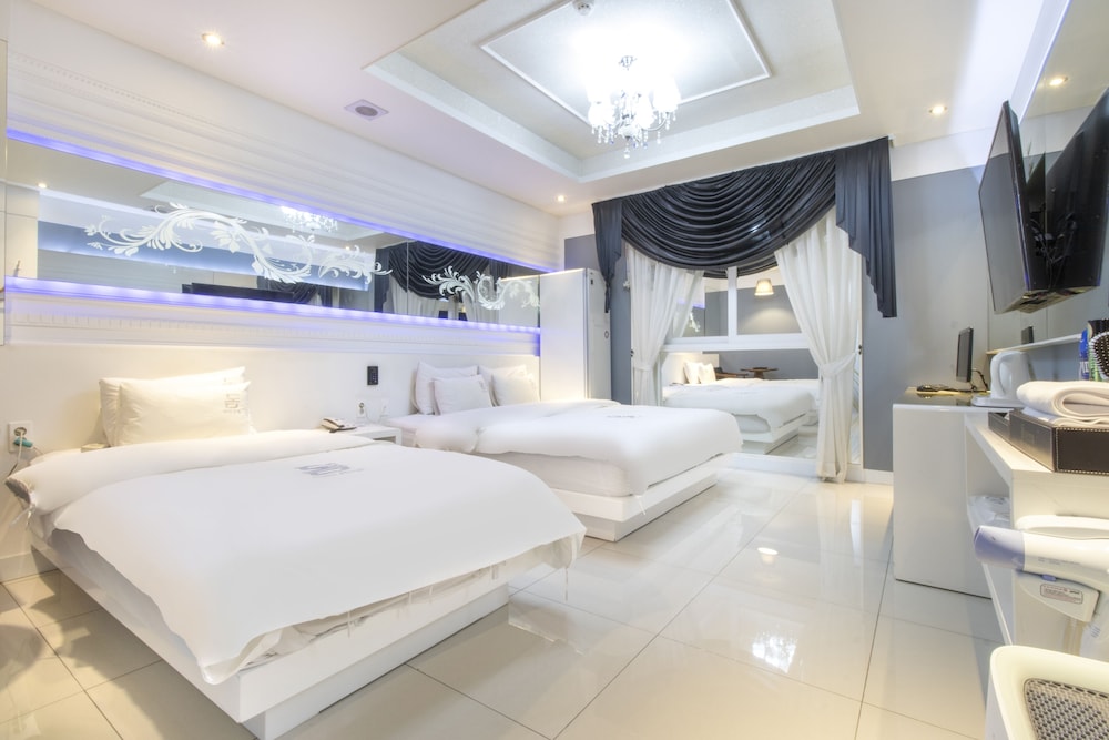 Twin Room photo 2