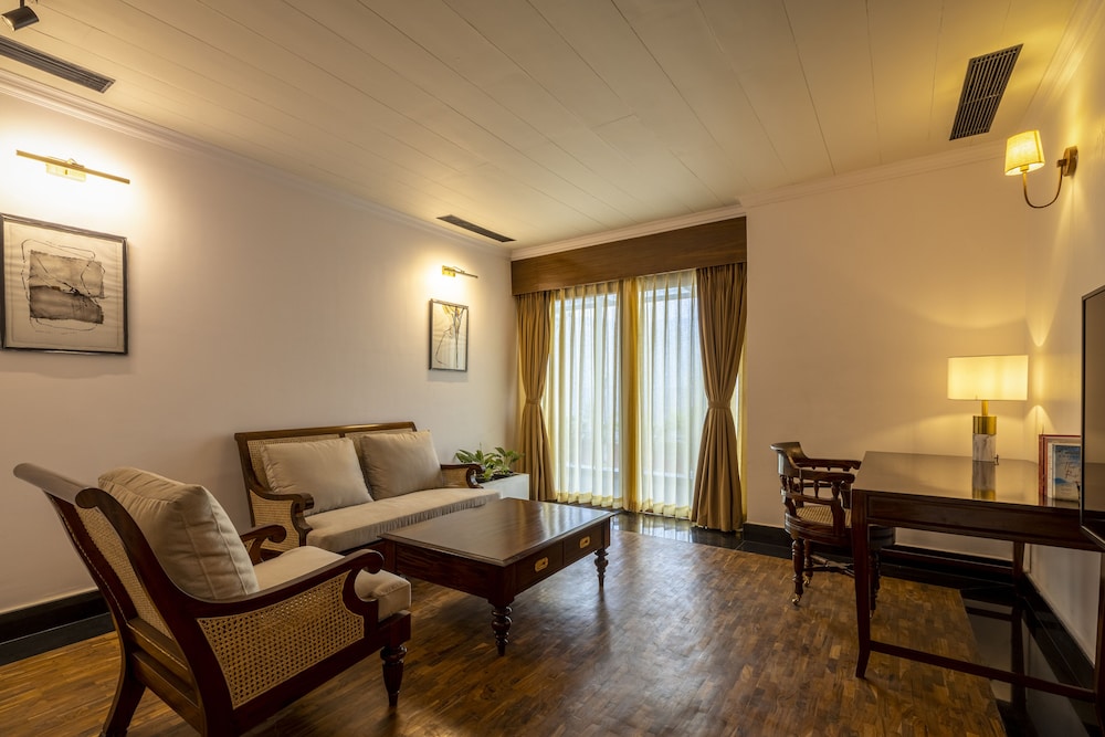 Suite, 6 Bedrooms (Puttabong) - Photo 3