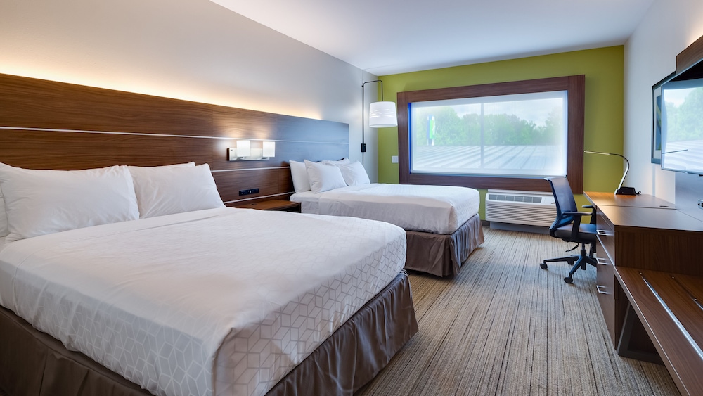 Standard Room, 2 Queen Beds, Accessible (Comm, Mobility, Access Tub) - Photo 4