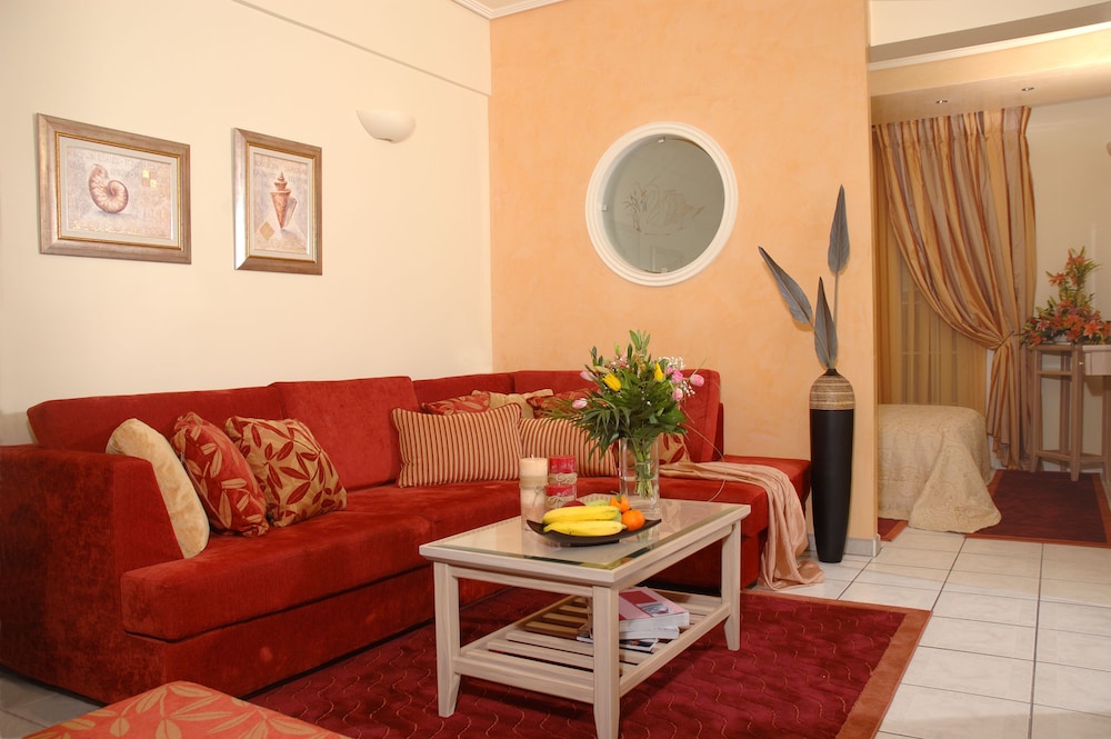 Executive Suite, 2 Bedrooms - Photo 2