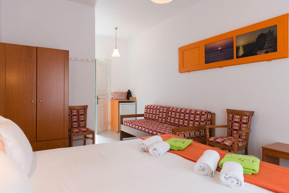 Triple Room, Garden View photo 2