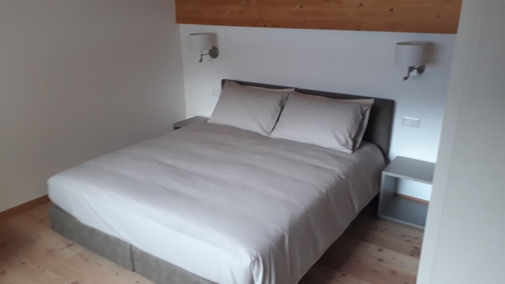 Deluxe Double or Twin Room photo 1