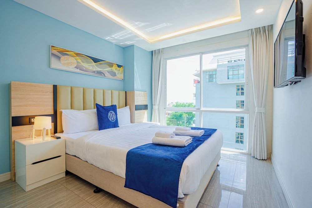 2 Bedroom - Photo 1