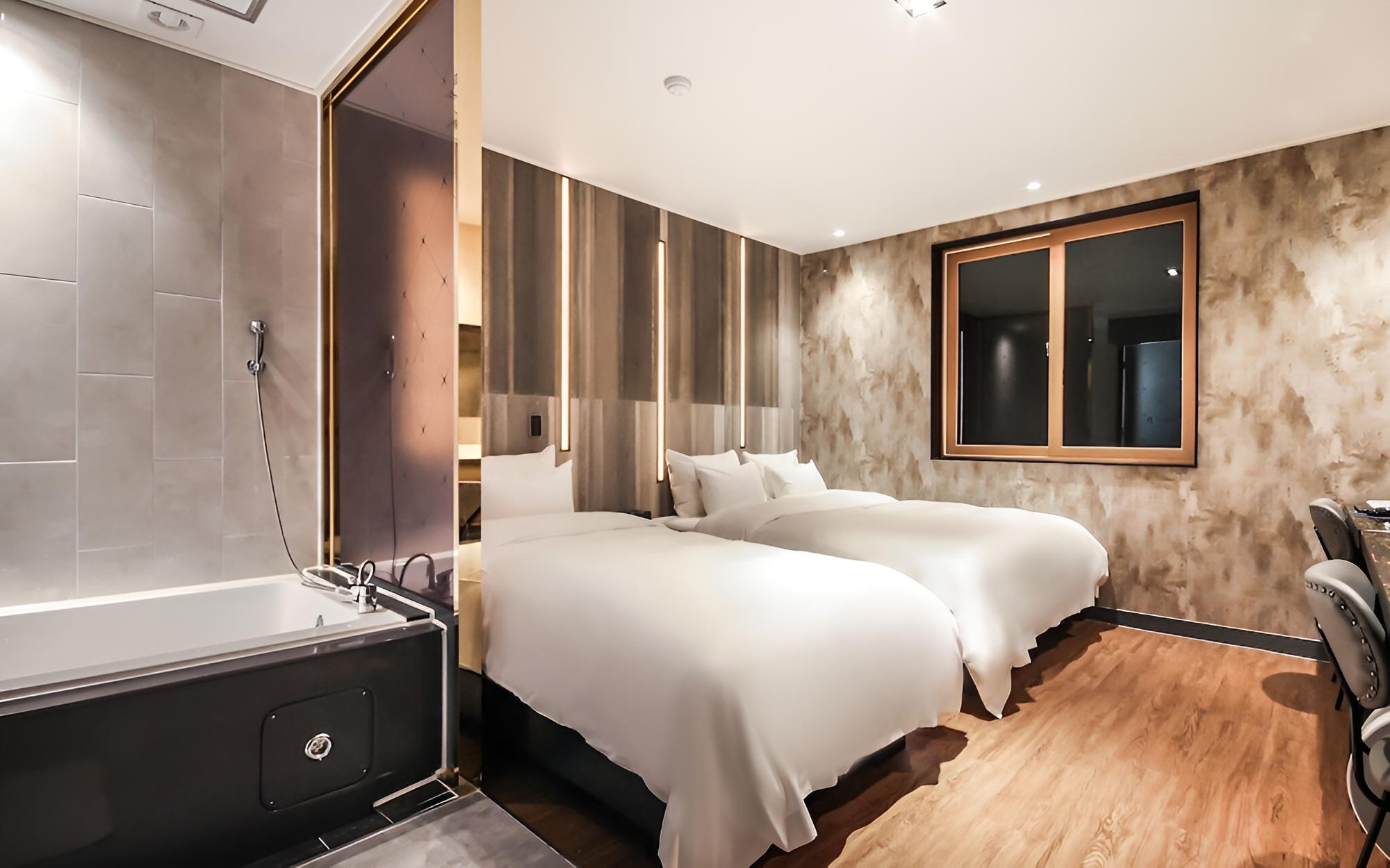 Room (Suite (twin couple PC Cesco sterilize) photo 3