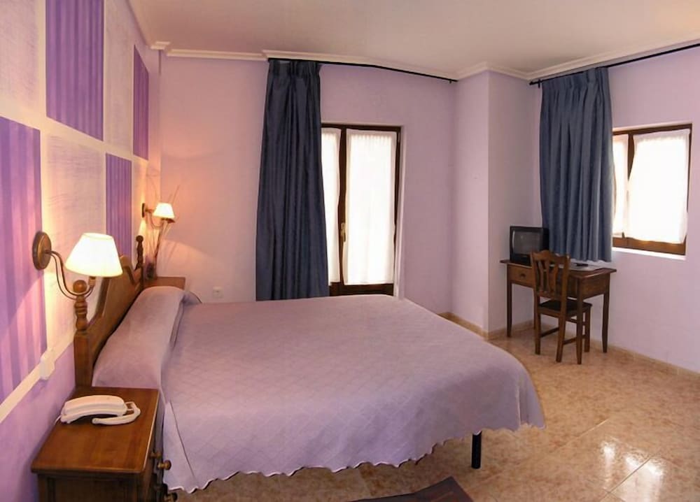 Double Or Twin Room photo 3