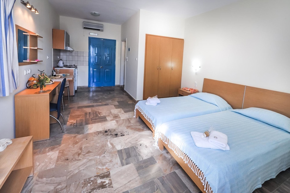 Studio with Sea View(2 Adults) photo 1