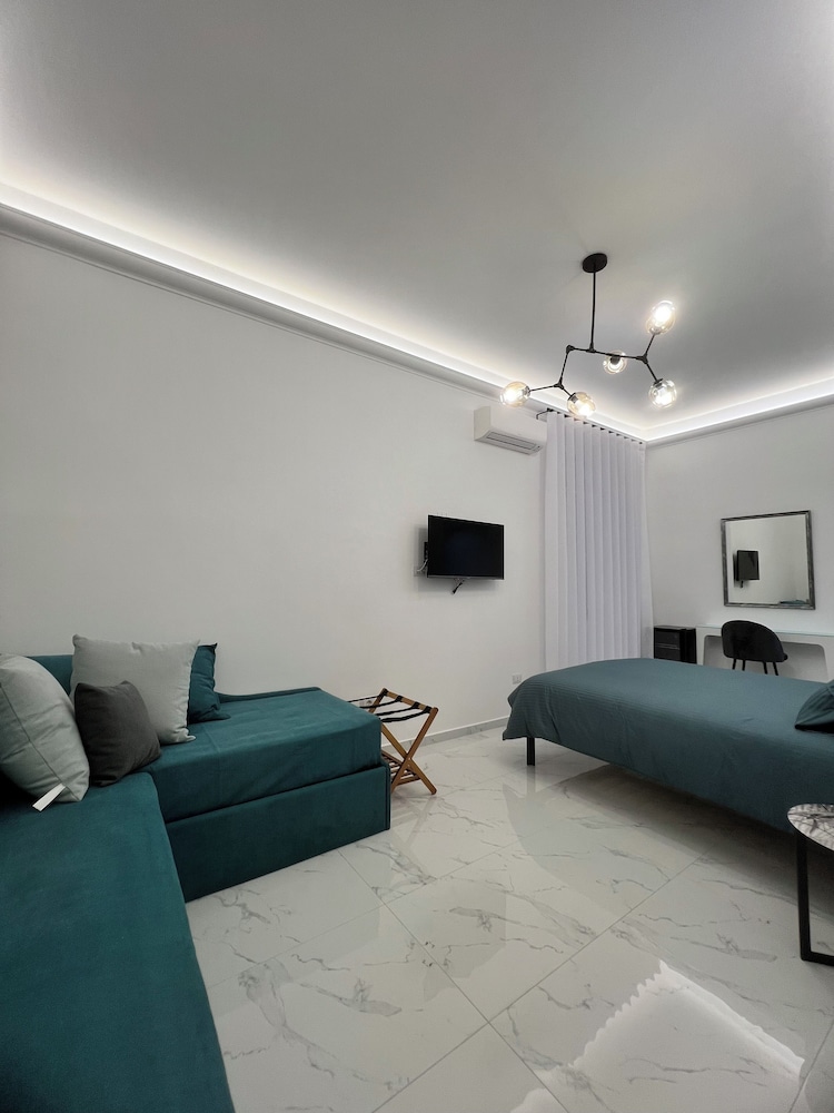 Luxury Quadruple Room