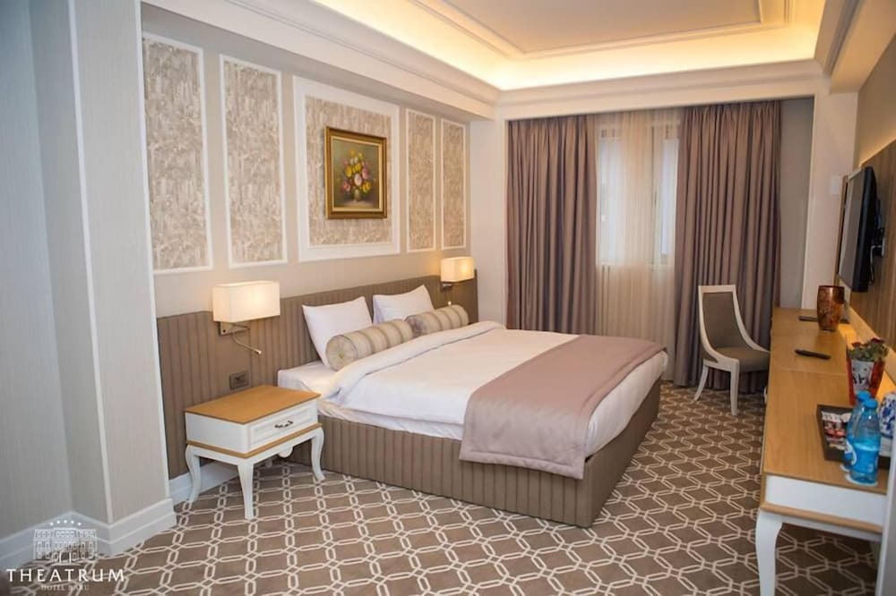 Deluxe Room, 1 King Bed, City View - Photo 7