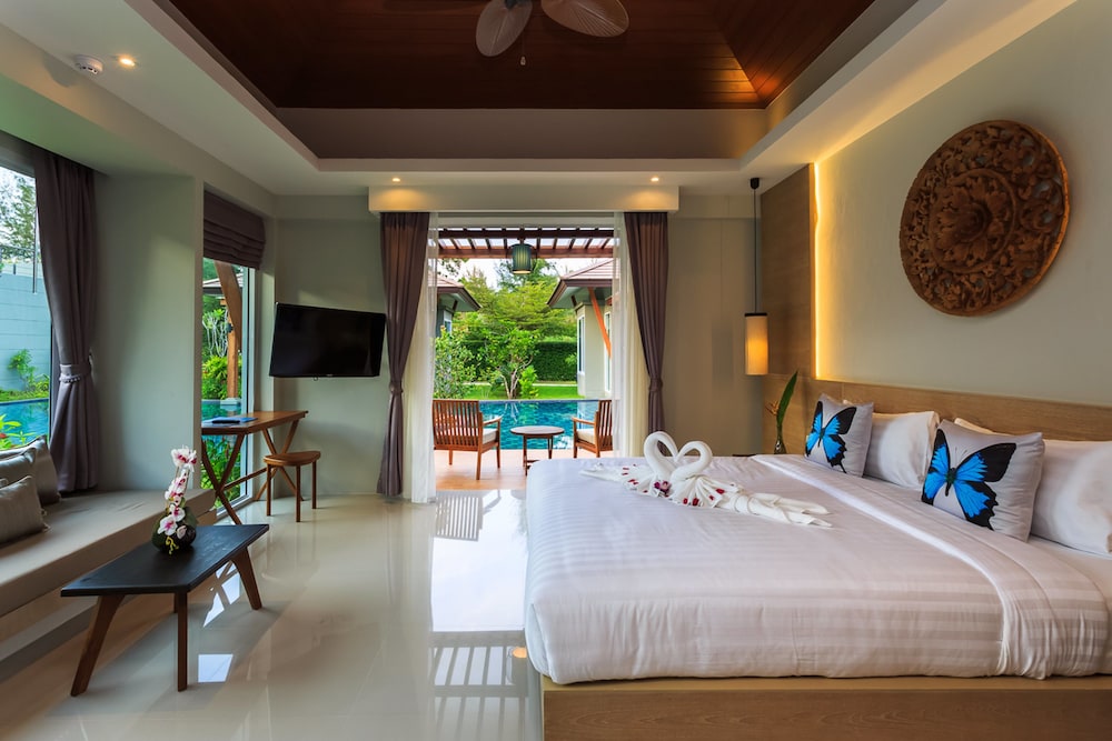 Villa Padding View