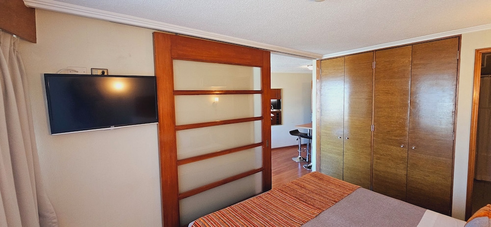 Superior Studio Suite - Photo 12