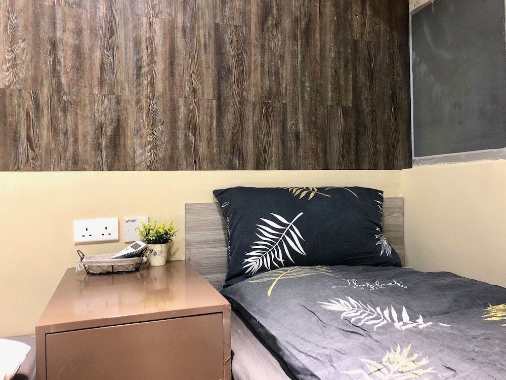 Signature Triple Room, Multiple Beds - Photo 11