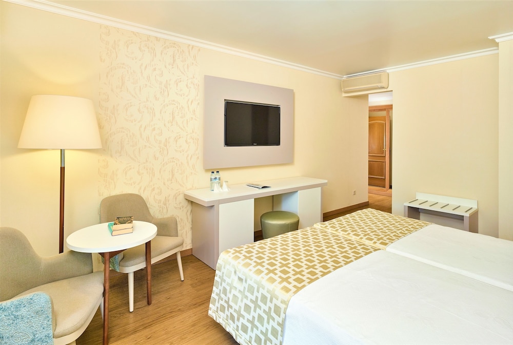 Suite Deluxe Land View