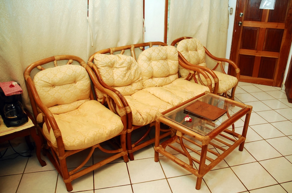 Bungalow photo 1
