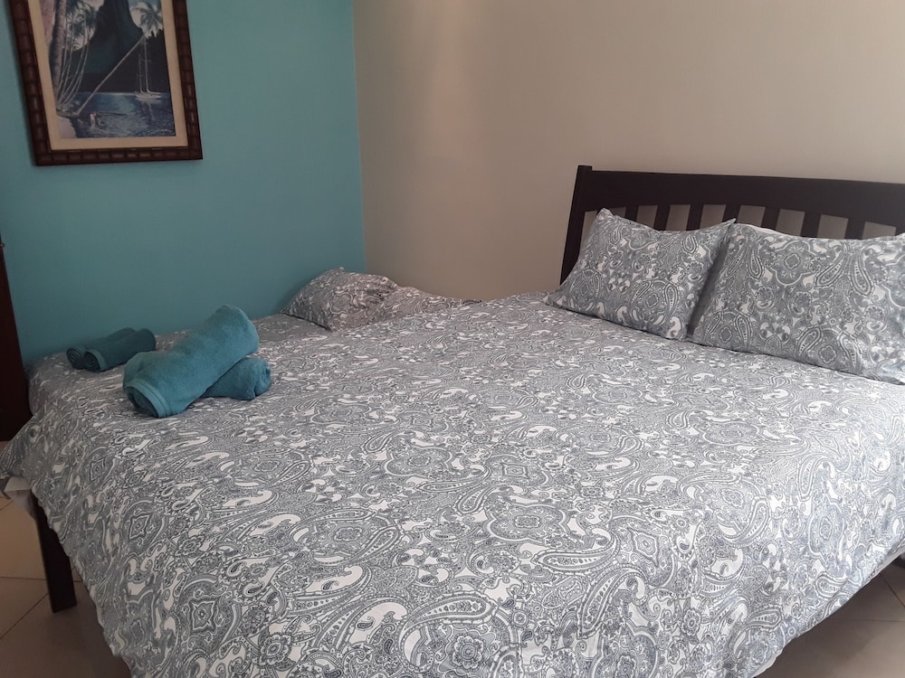 Signature Villa, 3 Bedrooms, Kitchen, Poolside