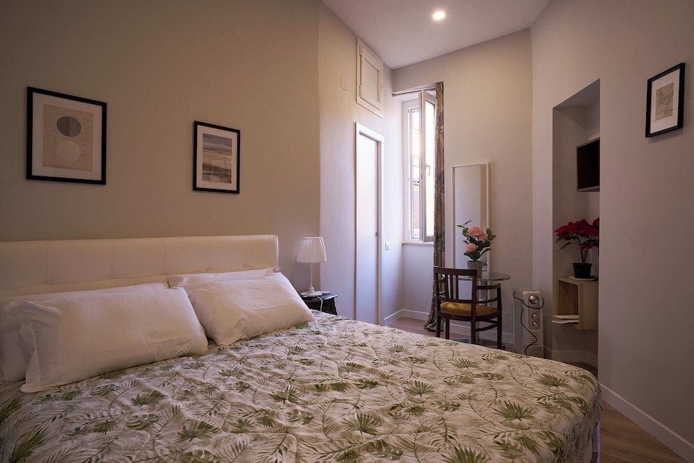 Classic Double Room
