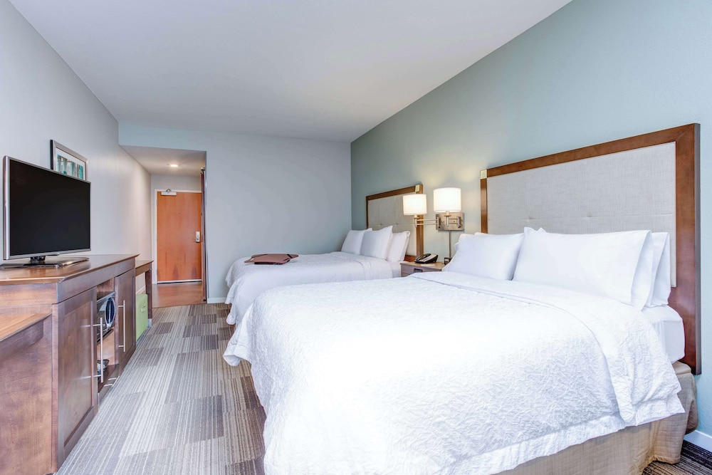 Room, 2 Queen Beds, Non Smoking, Refrigerator & Microwave - Photo 1