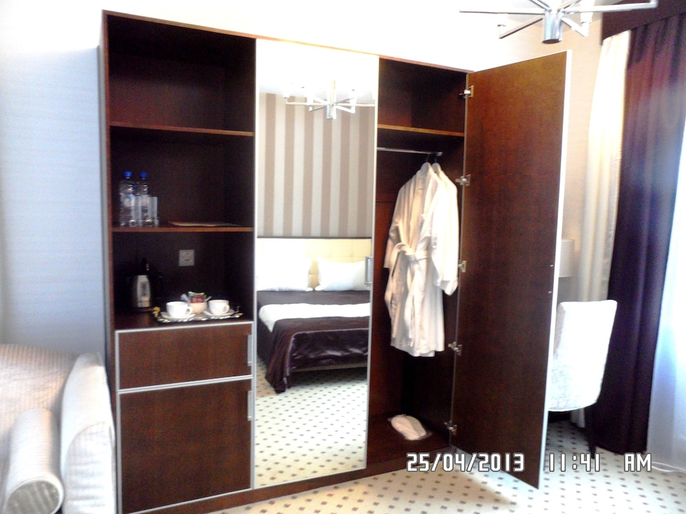 Studio Suite photo 1
