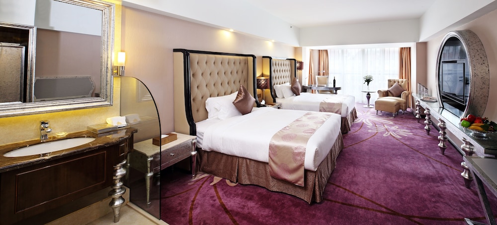 Deluxe Twin Room (European-style) photo 1
