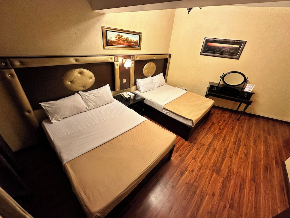 Family Suite photo 3