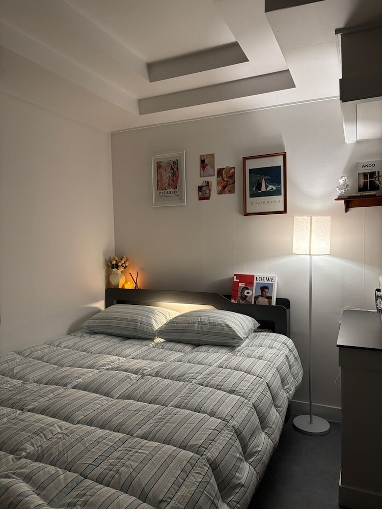 Business Double Room 206