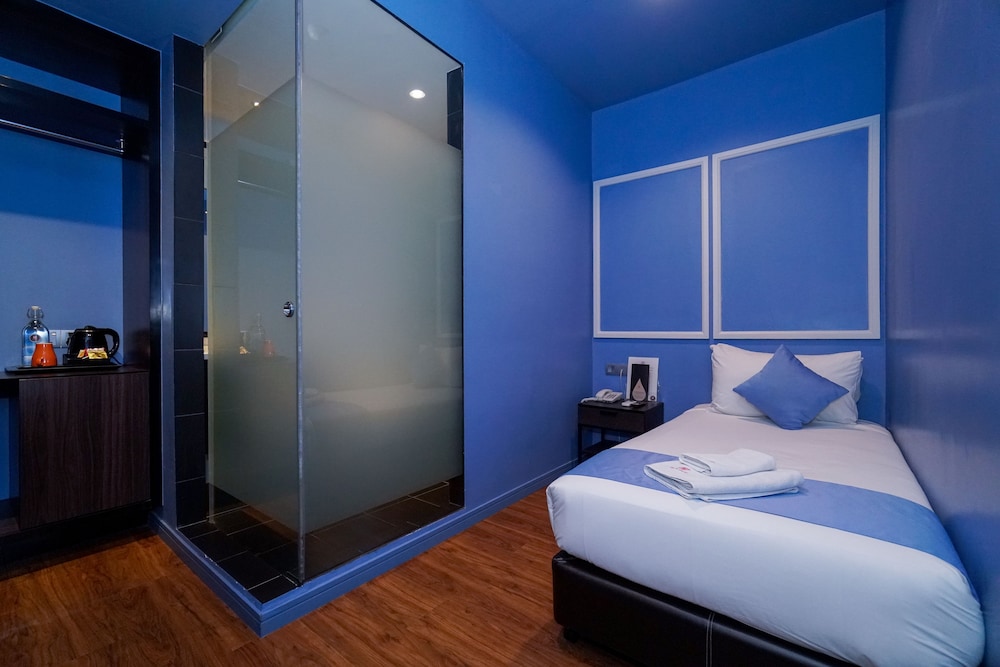 Single Room, No Windows