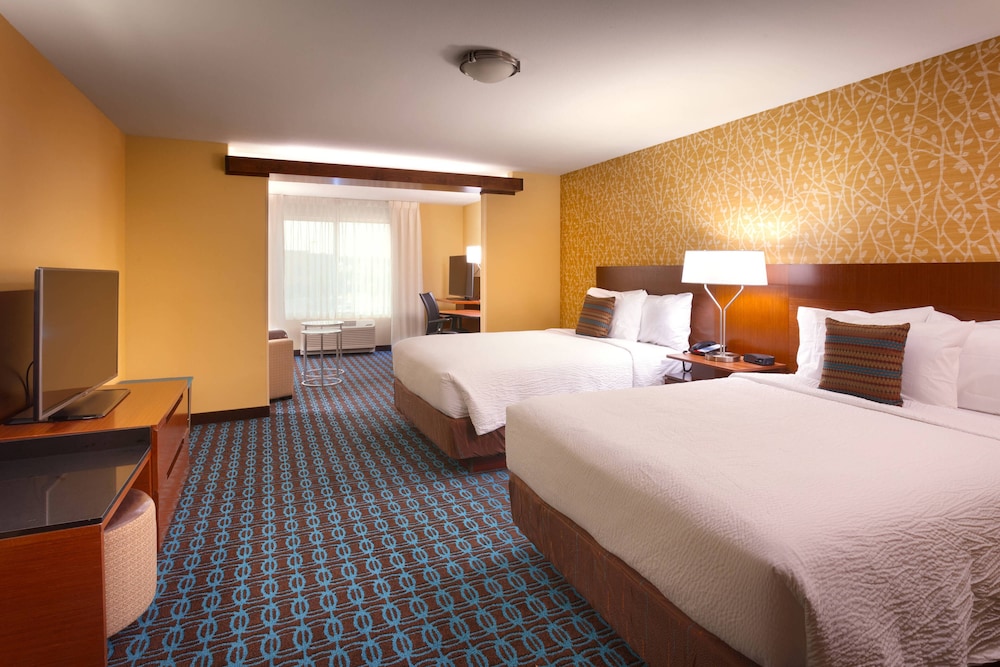 Suite, Multiple Beds