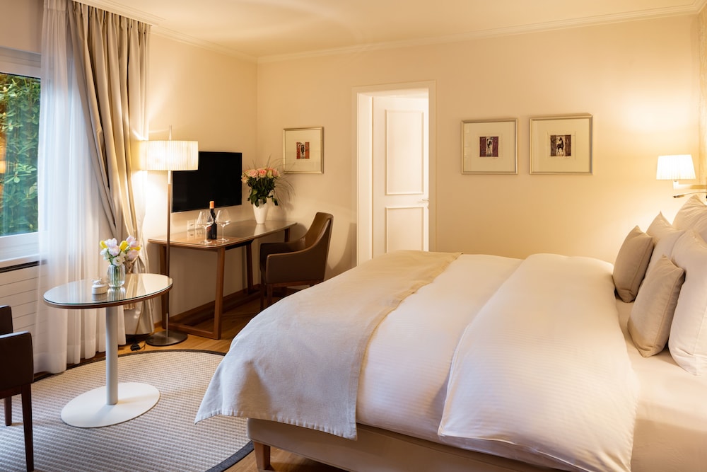Deluxe Double or Twin Room, Non Smoking, Bathtub photo 1