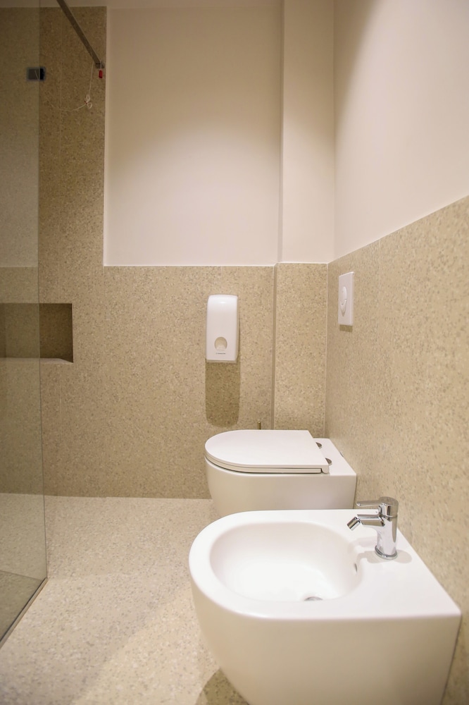 Superior Quadruple Room photo 2