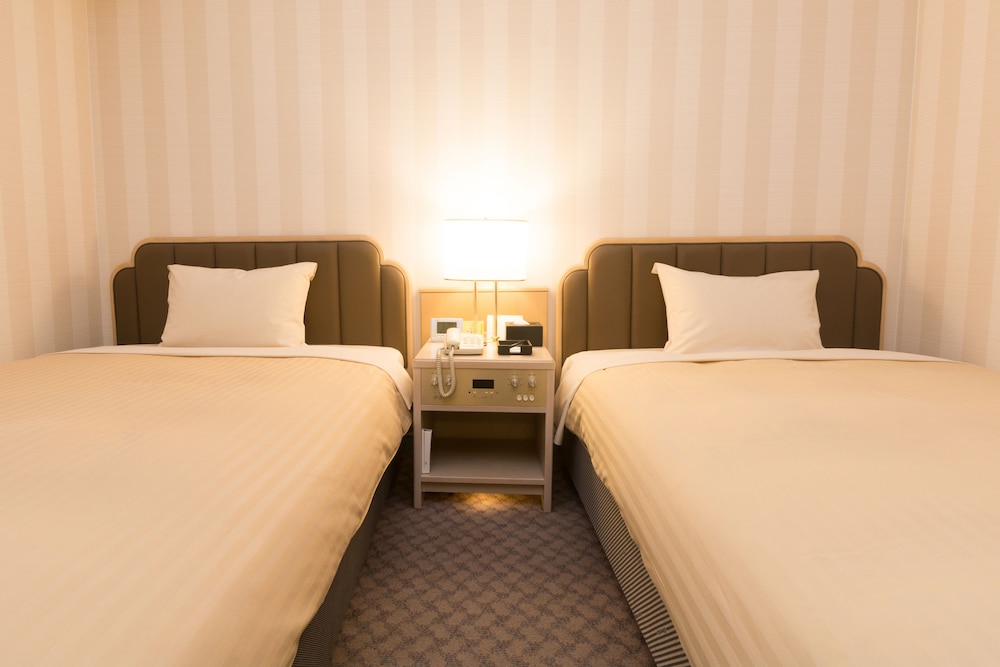Twin Room, Non Smoking photo 2