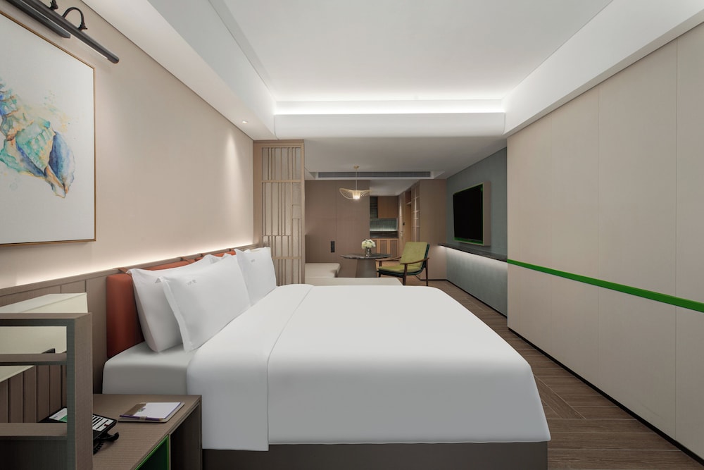 Standard Room, 1 King Bed - Photo 1