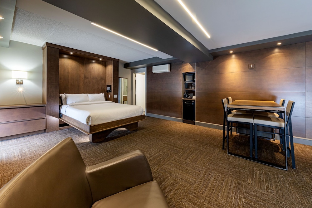 Loft Suite-Double Occupancy