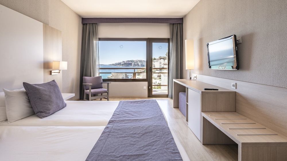 Double Room Single Use, Sea View photo 2