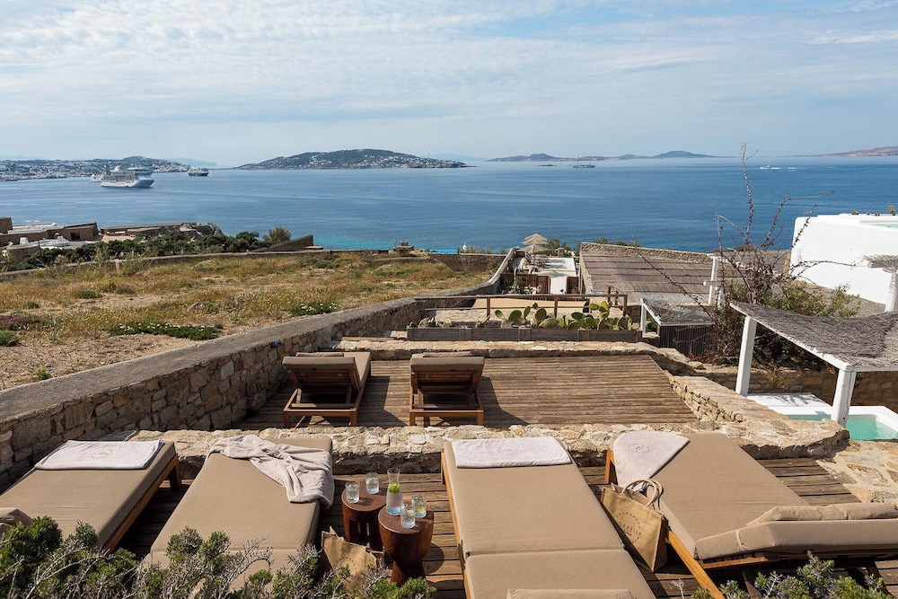 Premium Suite, Sea View (Outdoor Mini Plunge Pool) - Photo 5