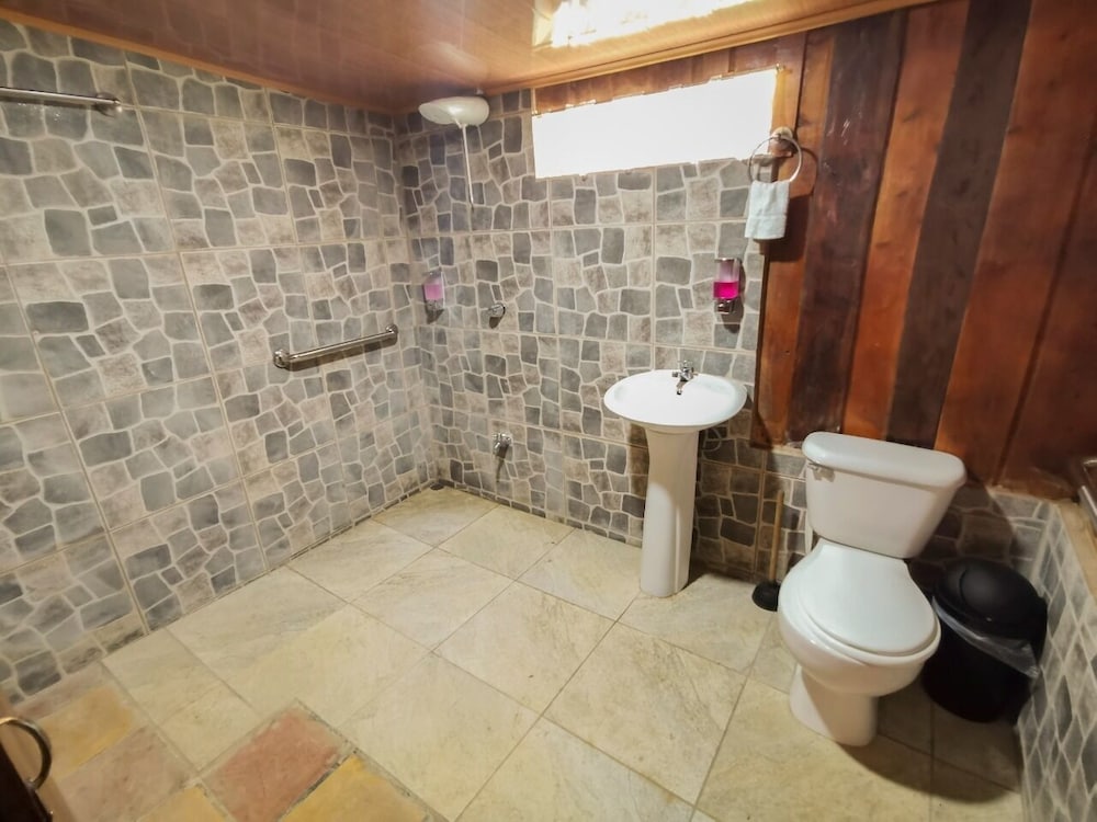 Cabin, Accessible, Private Bathroom photo 3