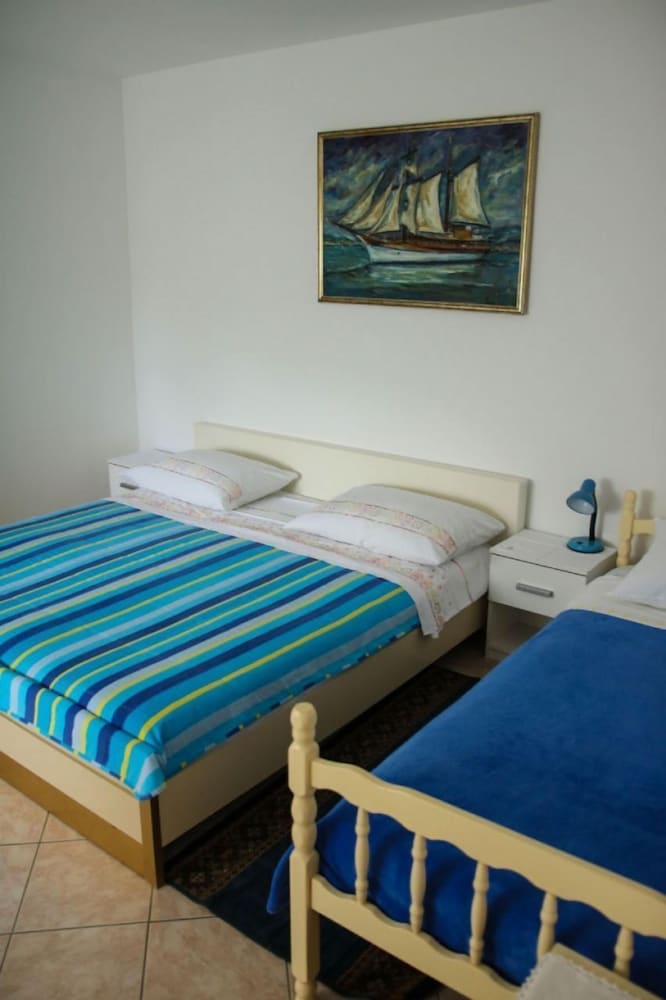 Apartment (Zdravko - 150 m from sandy beach - A3) photo 3