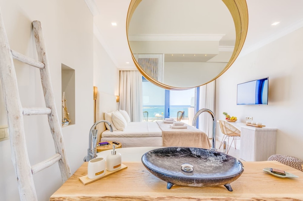 Superior Suite, Sea View