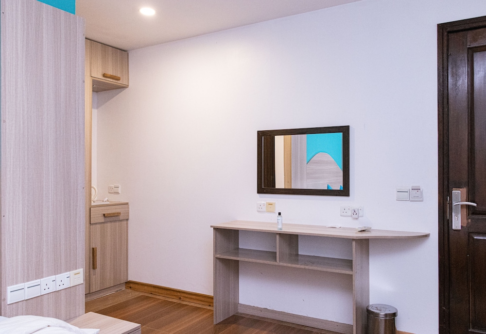 AC Deluxe Double Room photo 2