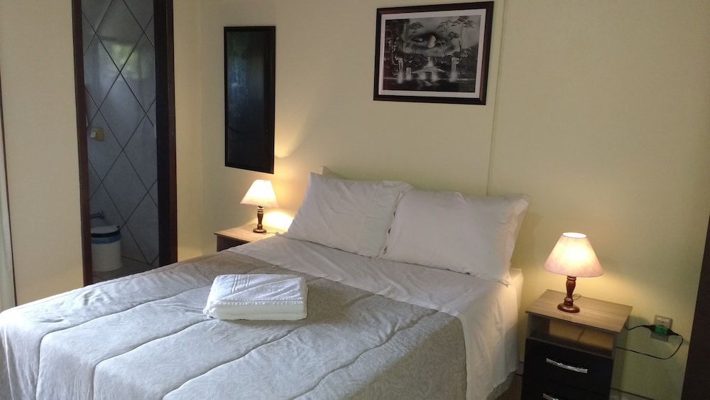 Suite (Master) photo 3