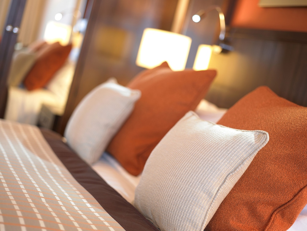 Executive Room, 1 Queen Bed, Non Smoking - Photo 4