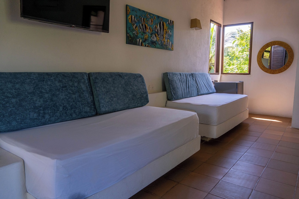 Deluxe Suite, Sea View photo 2