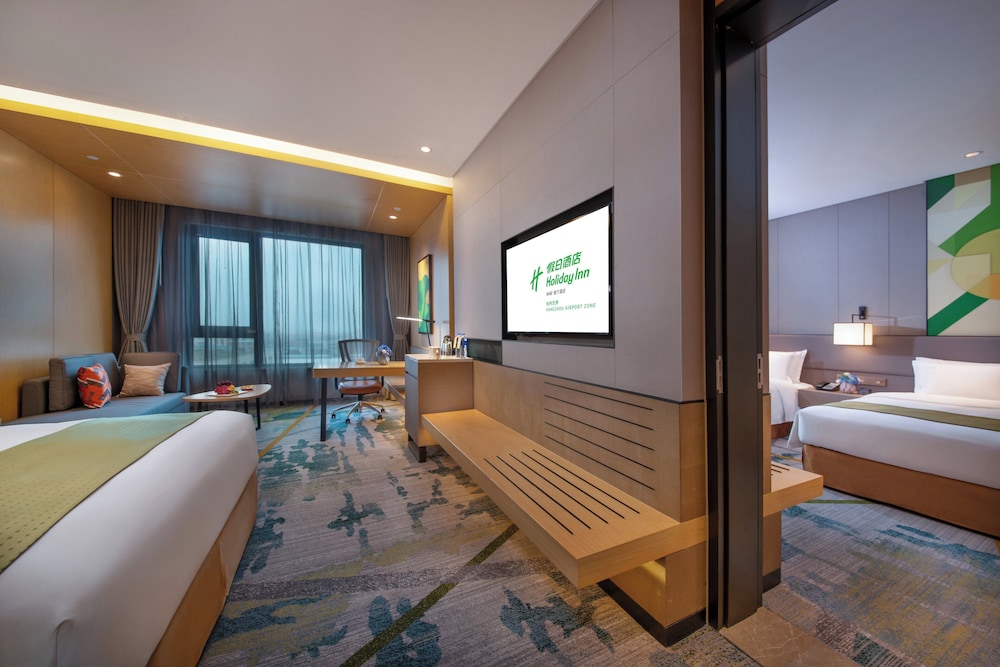 Standard Room, 1 King Bed, Smoking photo 3