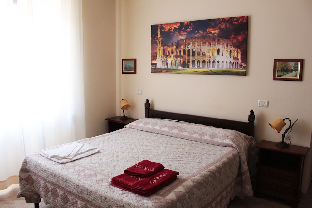 Superior Room, 1 Queen Bed photo 1